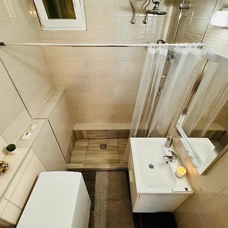 Comfort Oasis - District 9 Daire *