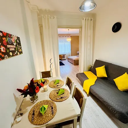 Apartment Comfort Oasis - District 9
